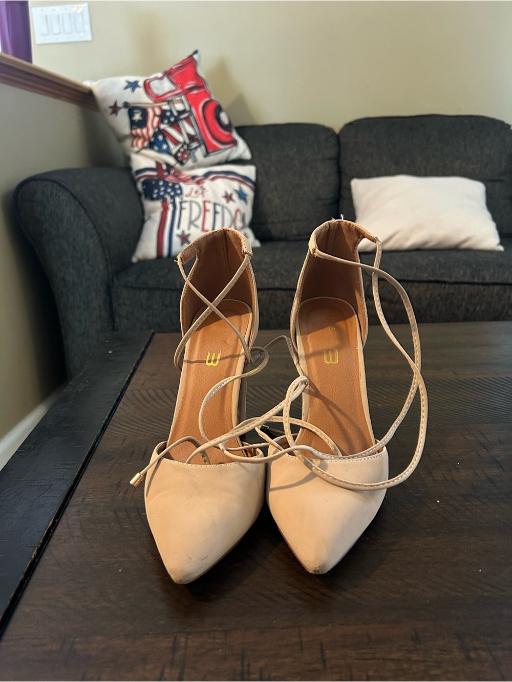 Women's Lace-Up Pointed-Toe Heels in Nude